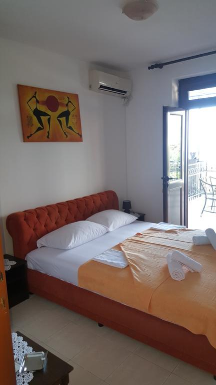 Guest House Ivo Jovanovic Sveti Stefan Exterior foto